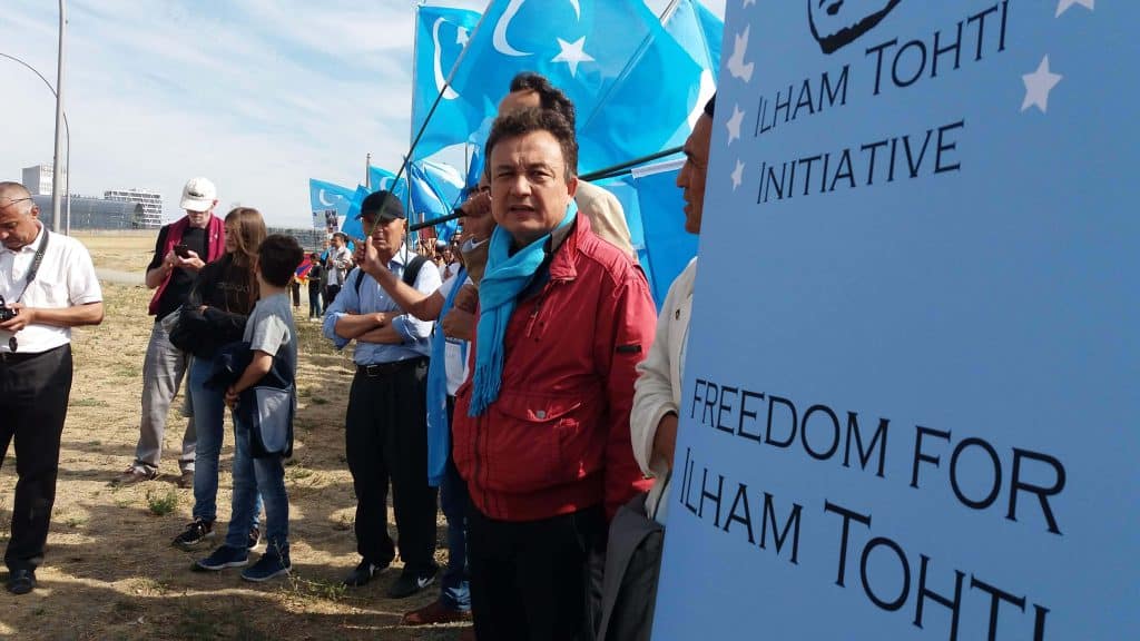 Dolkun Isa, Präsident des World Uyghur Congress führte die Proteste der Uiguren an.